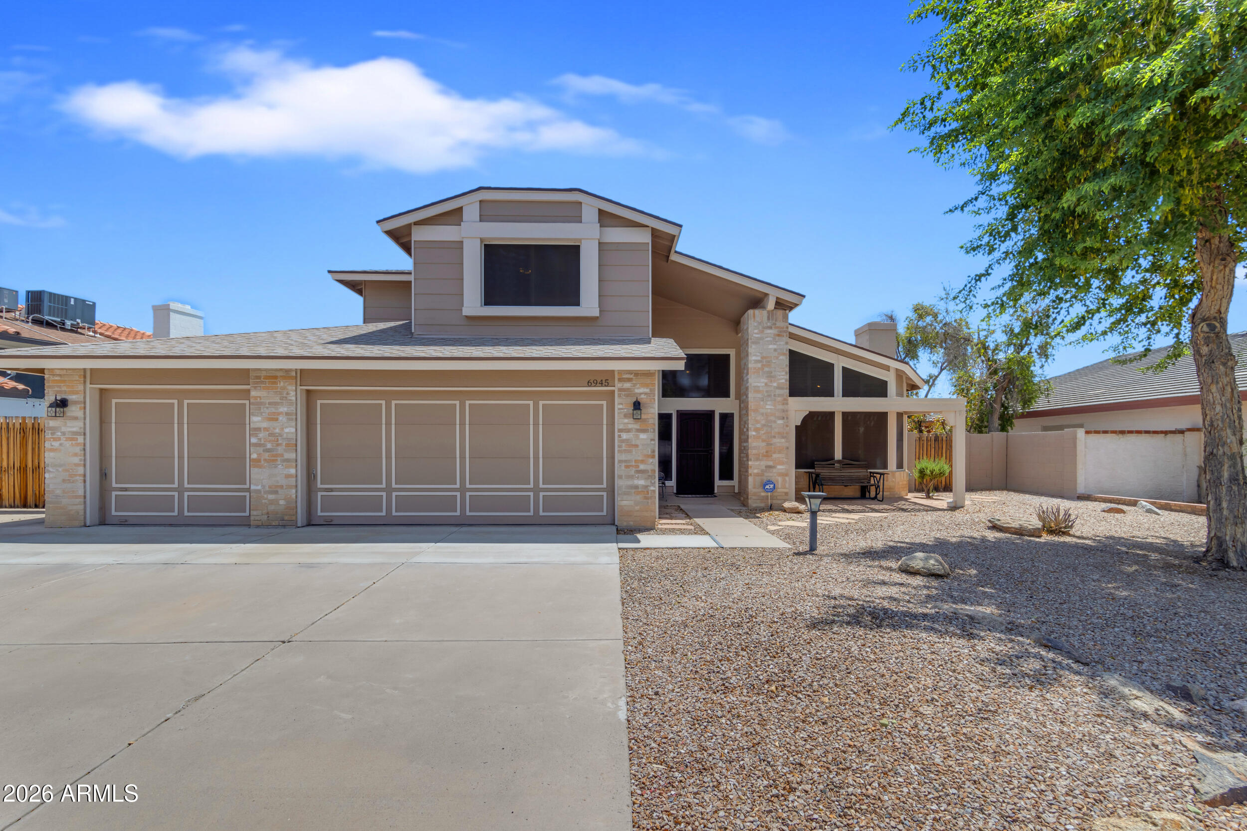 6945 W COLUMBINE Drive, Peoria, AZ 85381