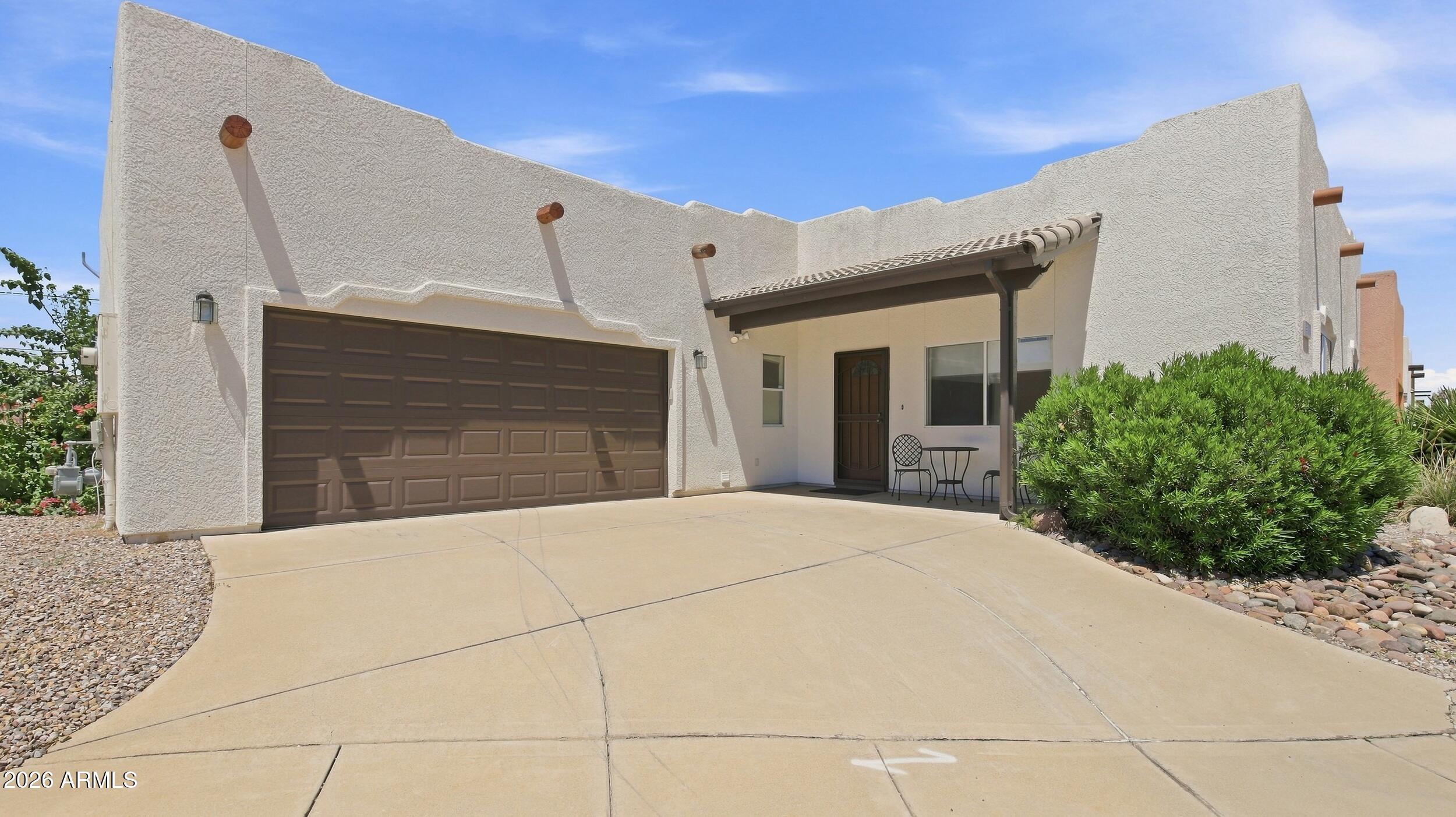 1076 DESERT OAK Place, Sierra Vista, AZ 85635
