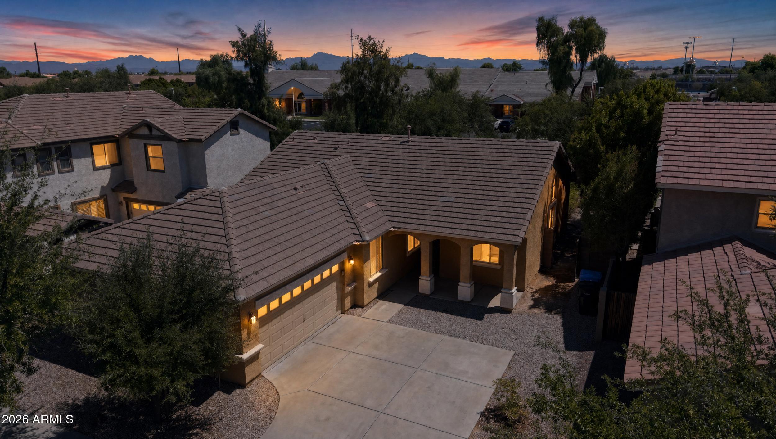 2989 S FISHER Lane, Gilbert, AZ 85295