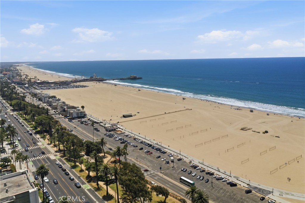 101 California 1104