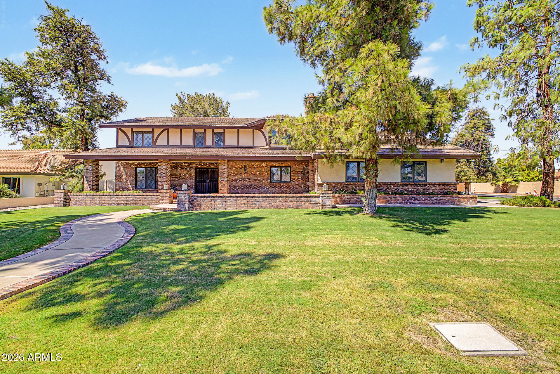 4122 W PARADISE Lane, Phoenix, AZ 85053