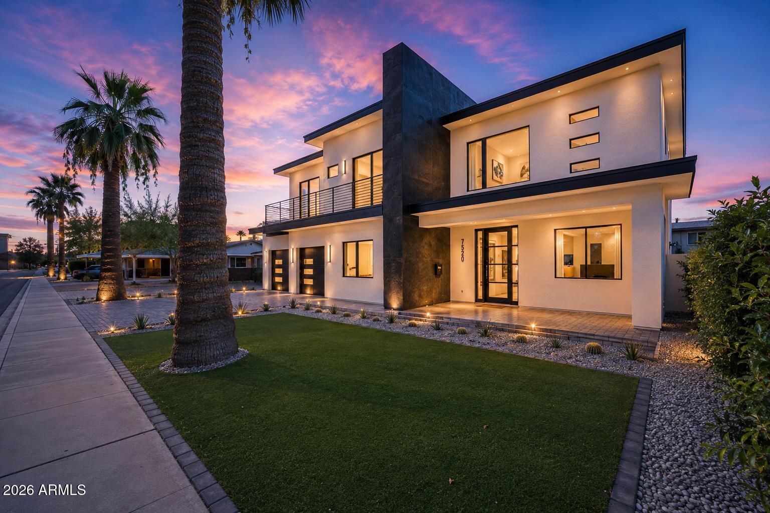 7520 E HIGHLAND Avenue, Scottsdale, AZ 85251