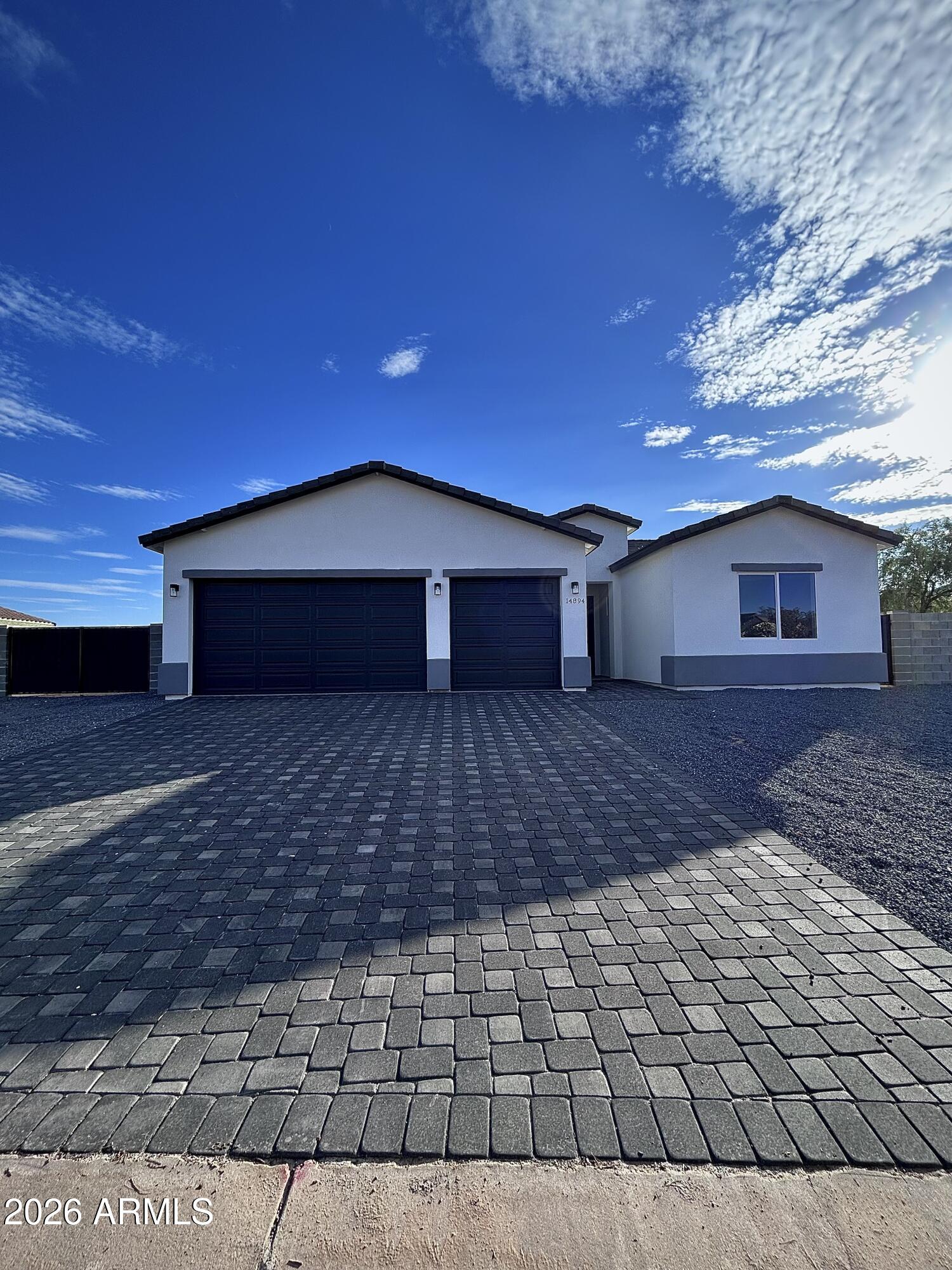 14894 S OAKMONT Drive, Arizona City, AZ 85123