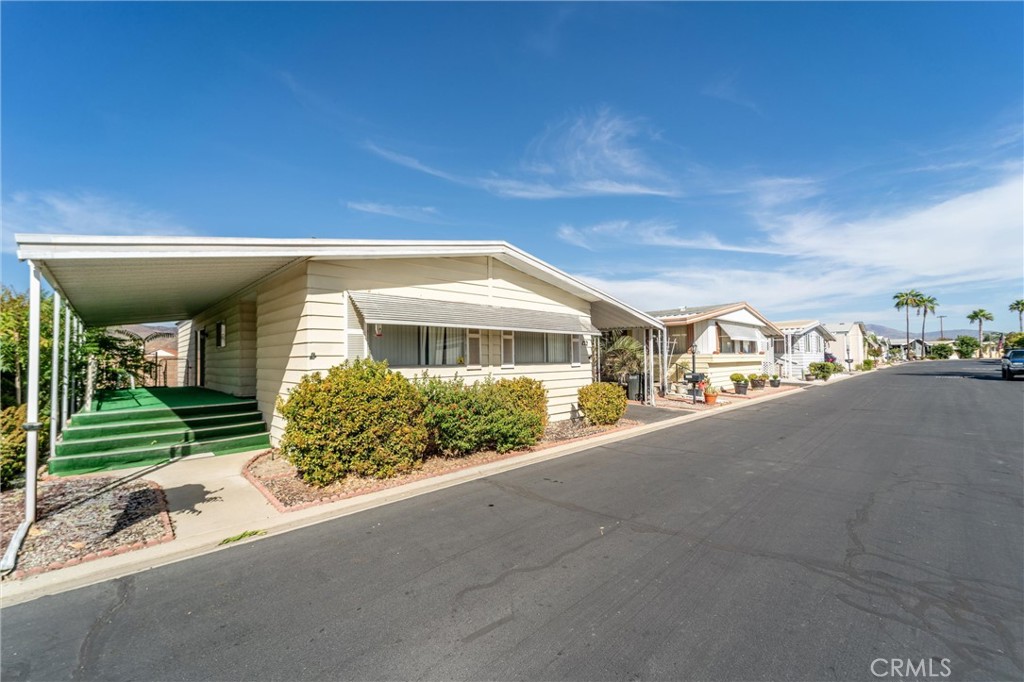 1499 Old Mountain Ave 152