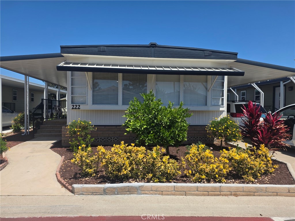 5772 Garden Grove Boulevard 222
