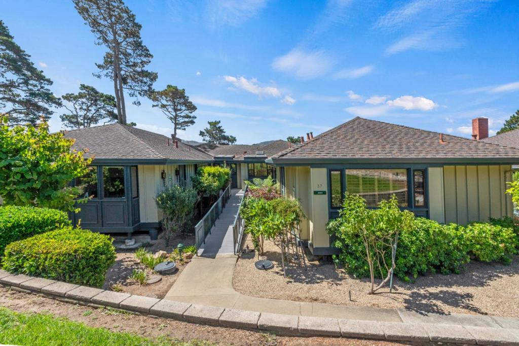 37 Del Mesa Carmel