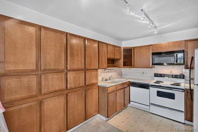 9155 E Center Avenue #10D, Denver, CO 80247