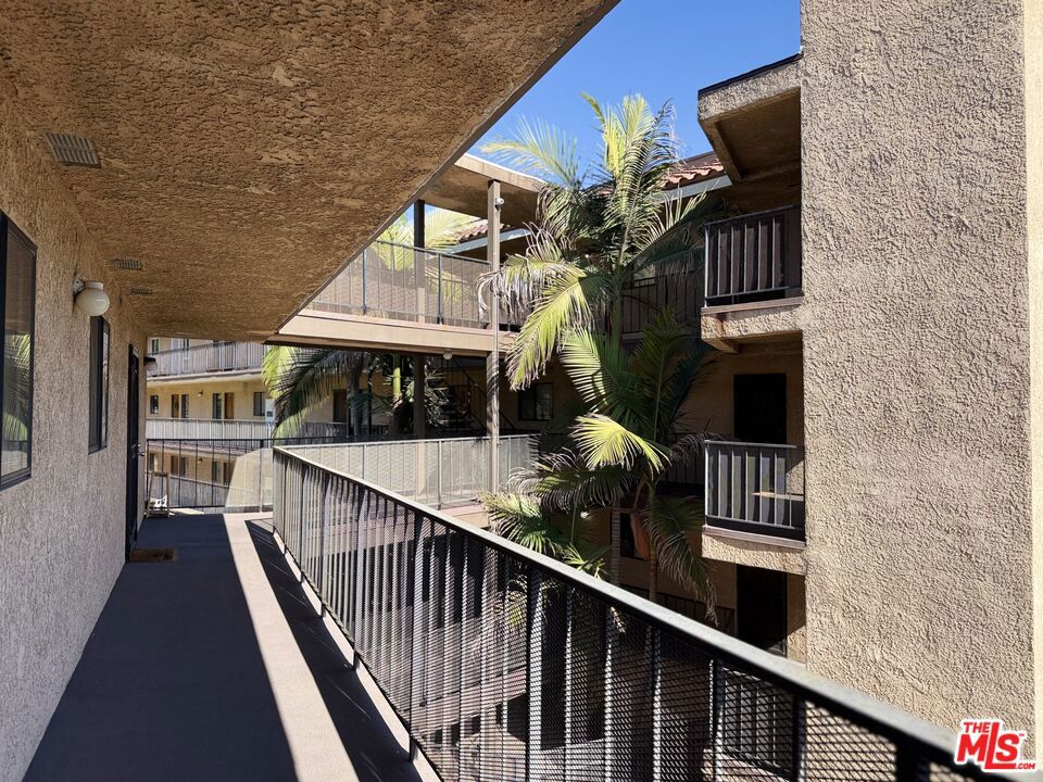 5036 Echo Street 308
