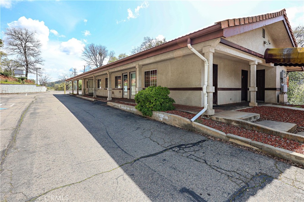 5320 State Highway 49 N