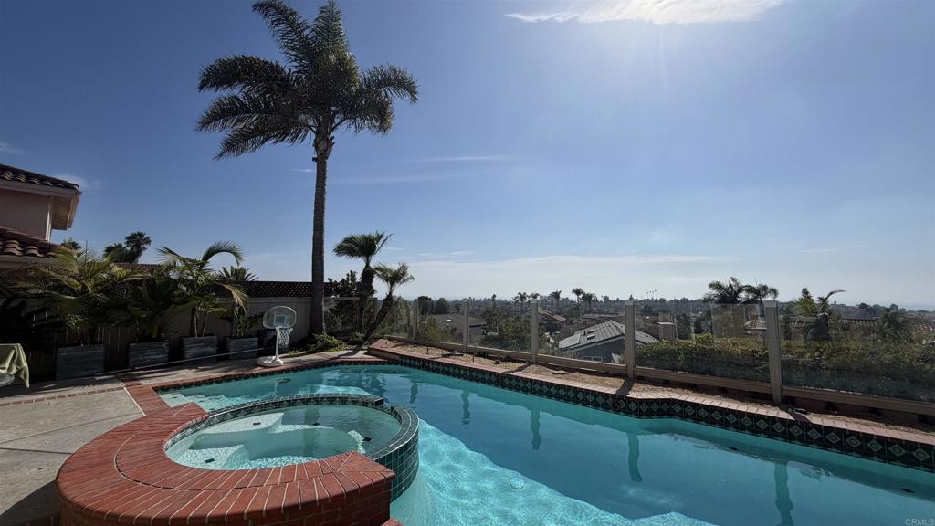 1588 Bella Vista Dr.