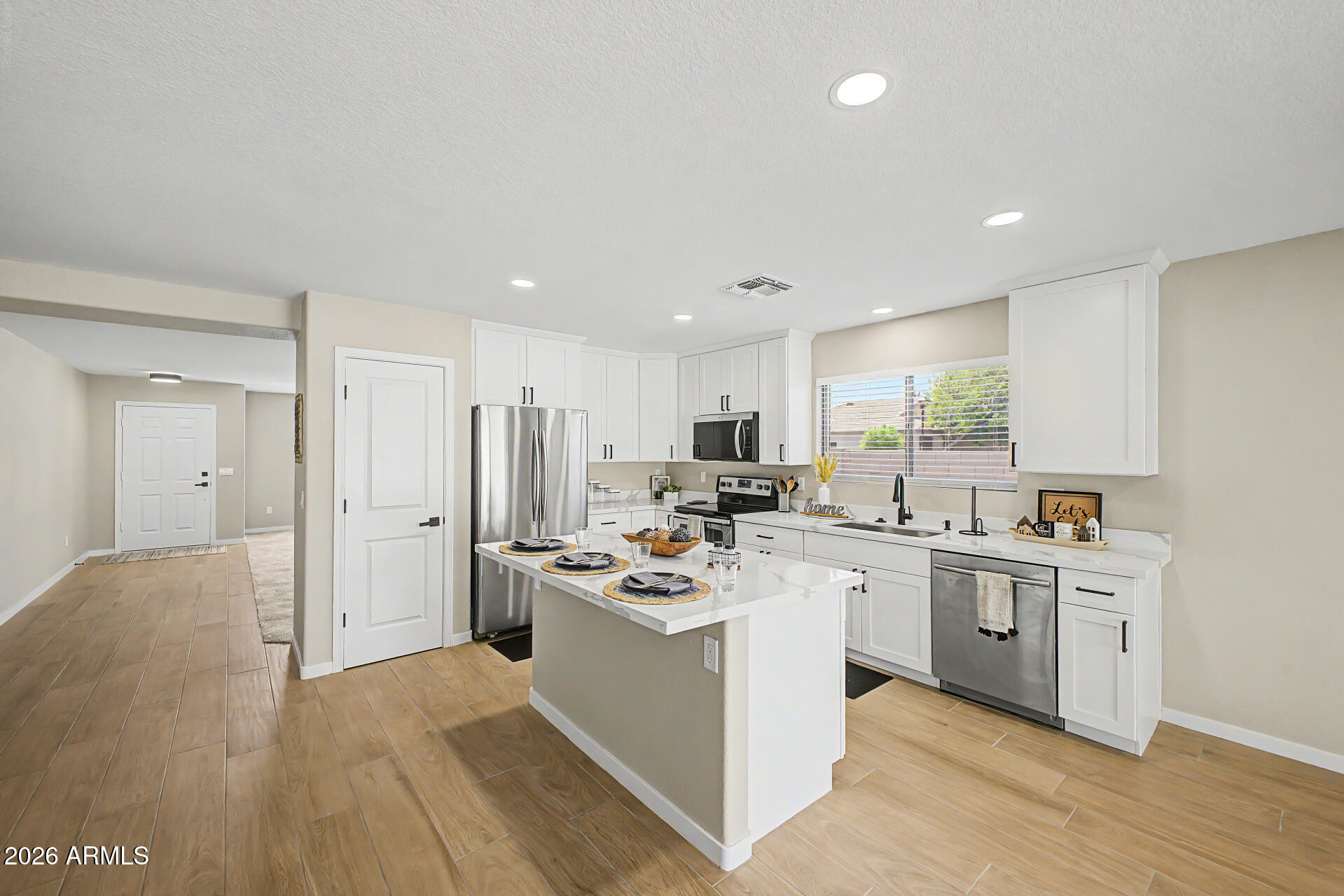 674 W ORCHARD Way, Gilbert, AZ 85233