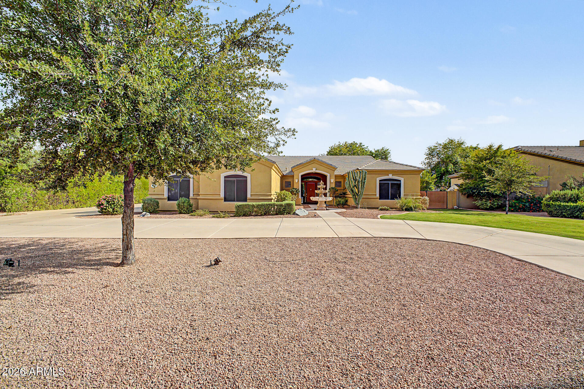 2089 E PARK Avenue, Gilbert, AZ 85234
