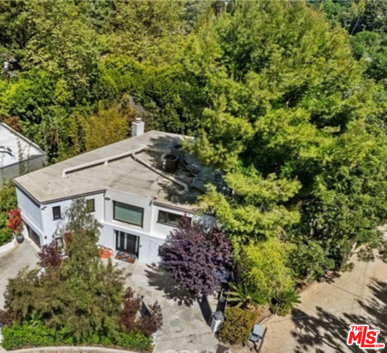 7670 Woodrow Wilson Drive