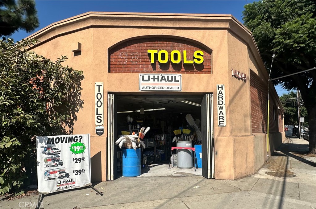14045 Garfield Ave.