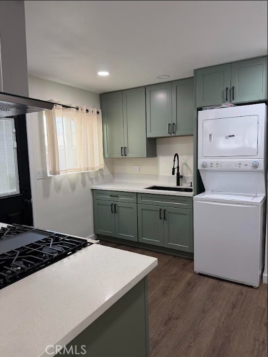 16813 Halldale B