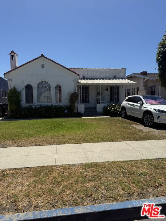 1922 W 39th Place