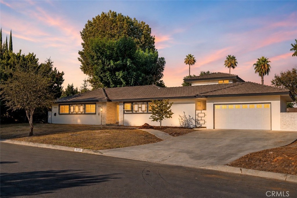 9720 Tunney