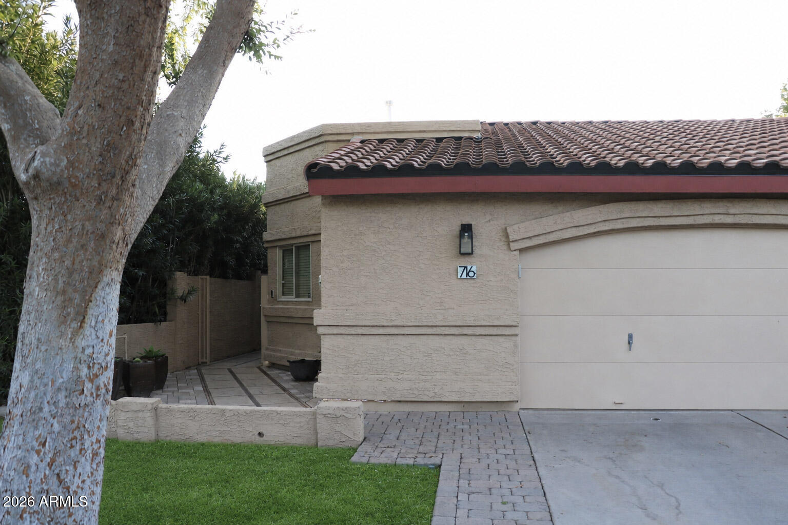 716 N JENTILLY Lane, Chandler, AZ 85226