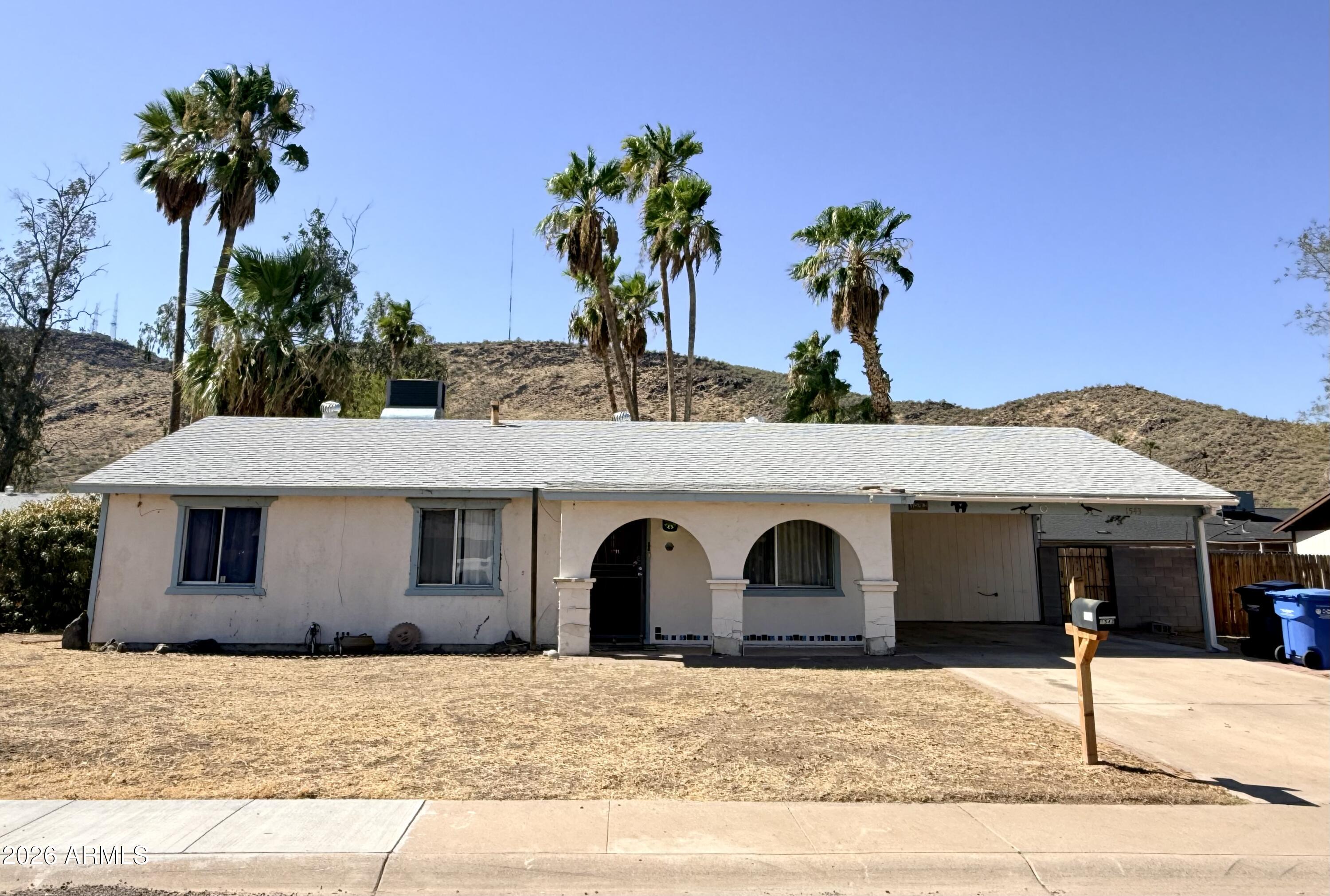 1543 W SURREY Avenue, Phoenix, AZ 85029