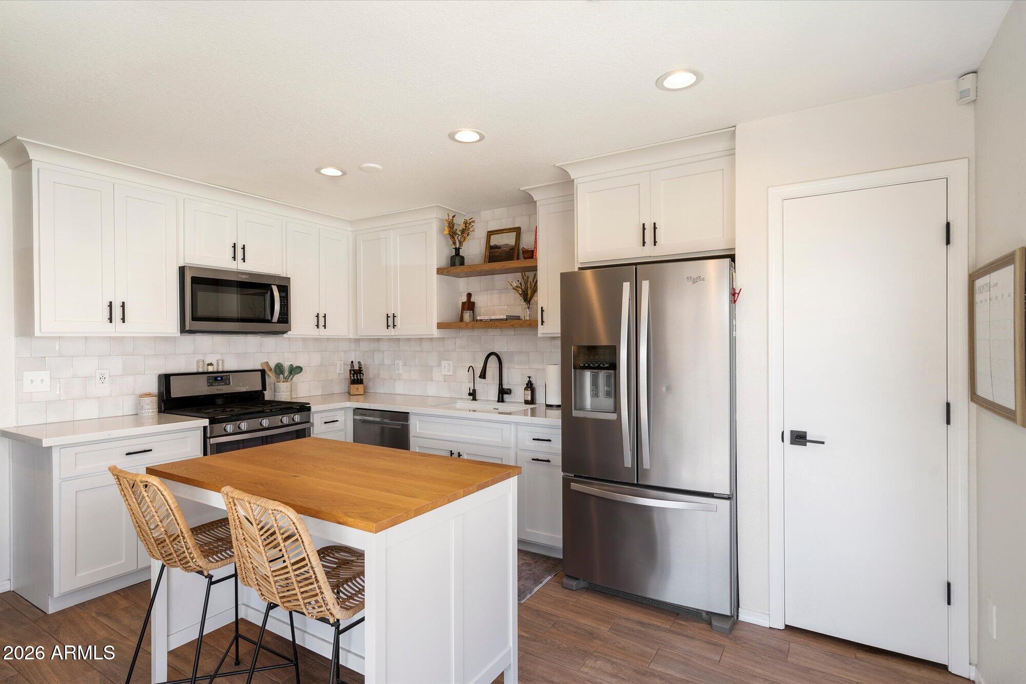 716 E ROSE MARIE Lane, Phoenix, AZ 85022