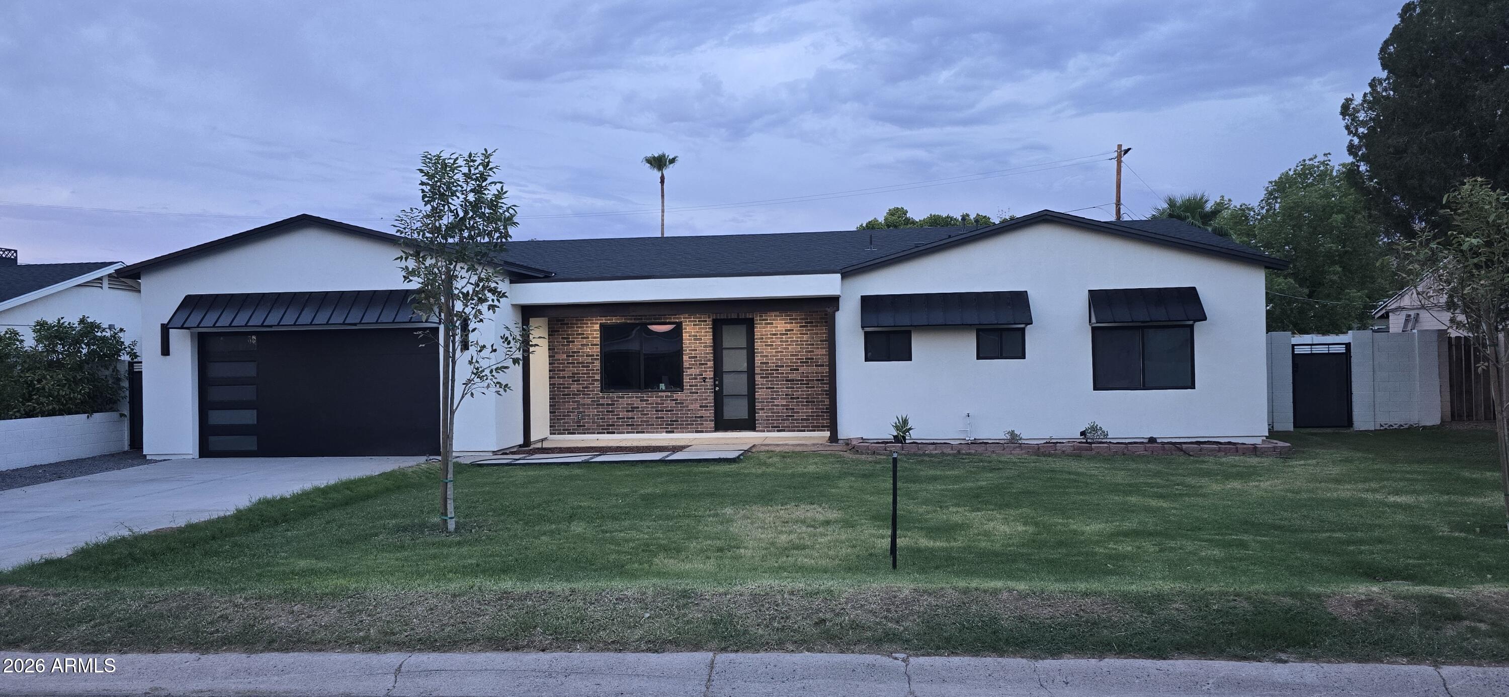 4334 E INDIANOLA Avenue, Phoenix, AZ 85018
