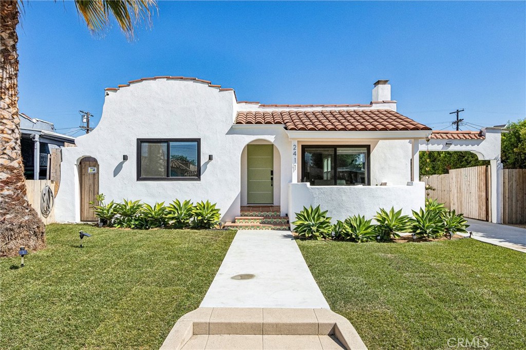 2417 W 75th Street
