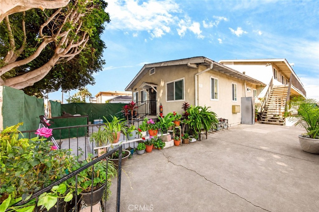 1527 Torrance
