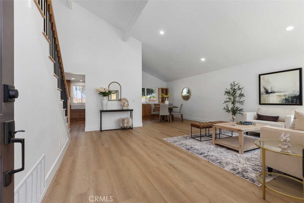21081 Paseo Verdura