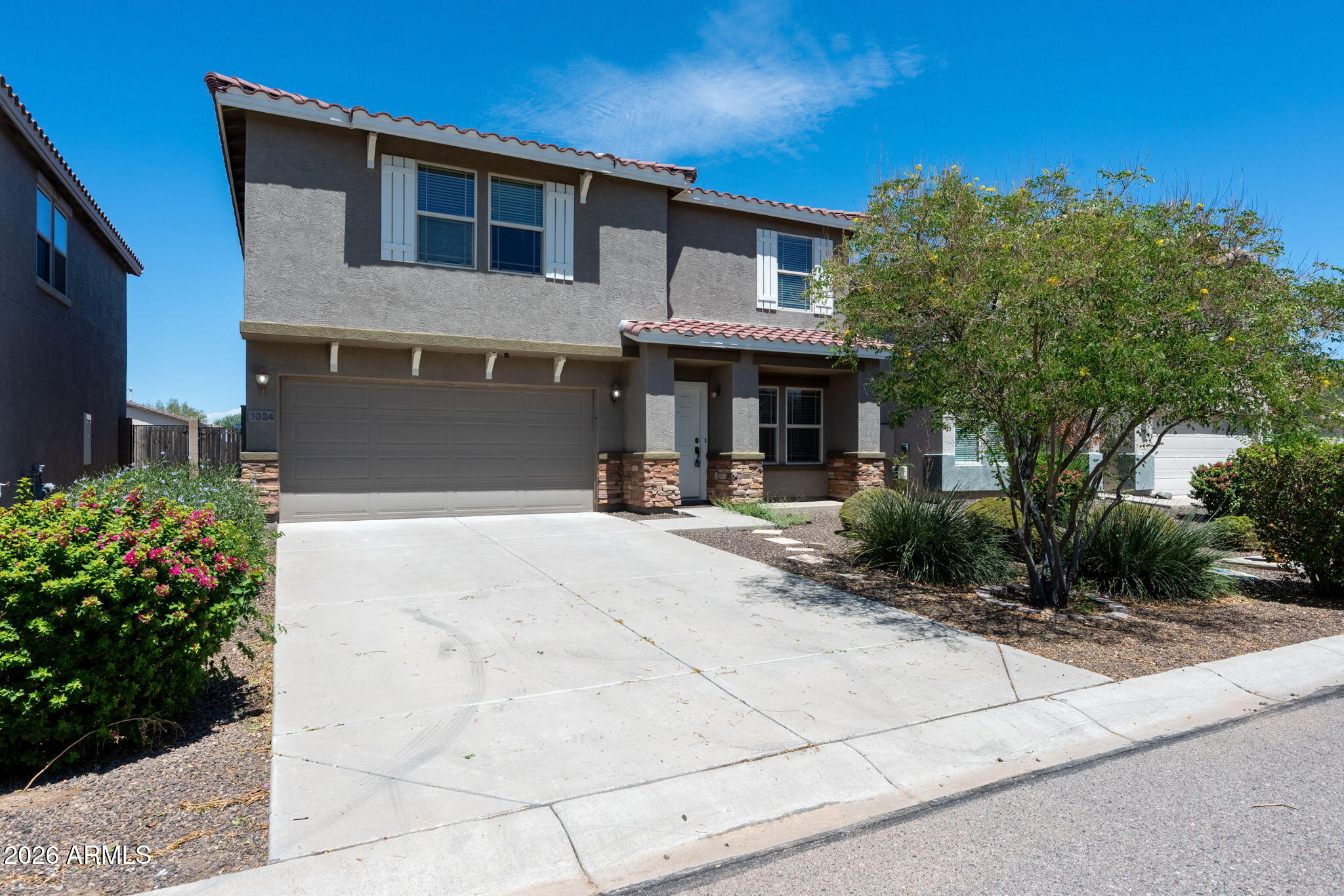 1084 E KELSI Avenue, San Tan Valley, AZ 85140