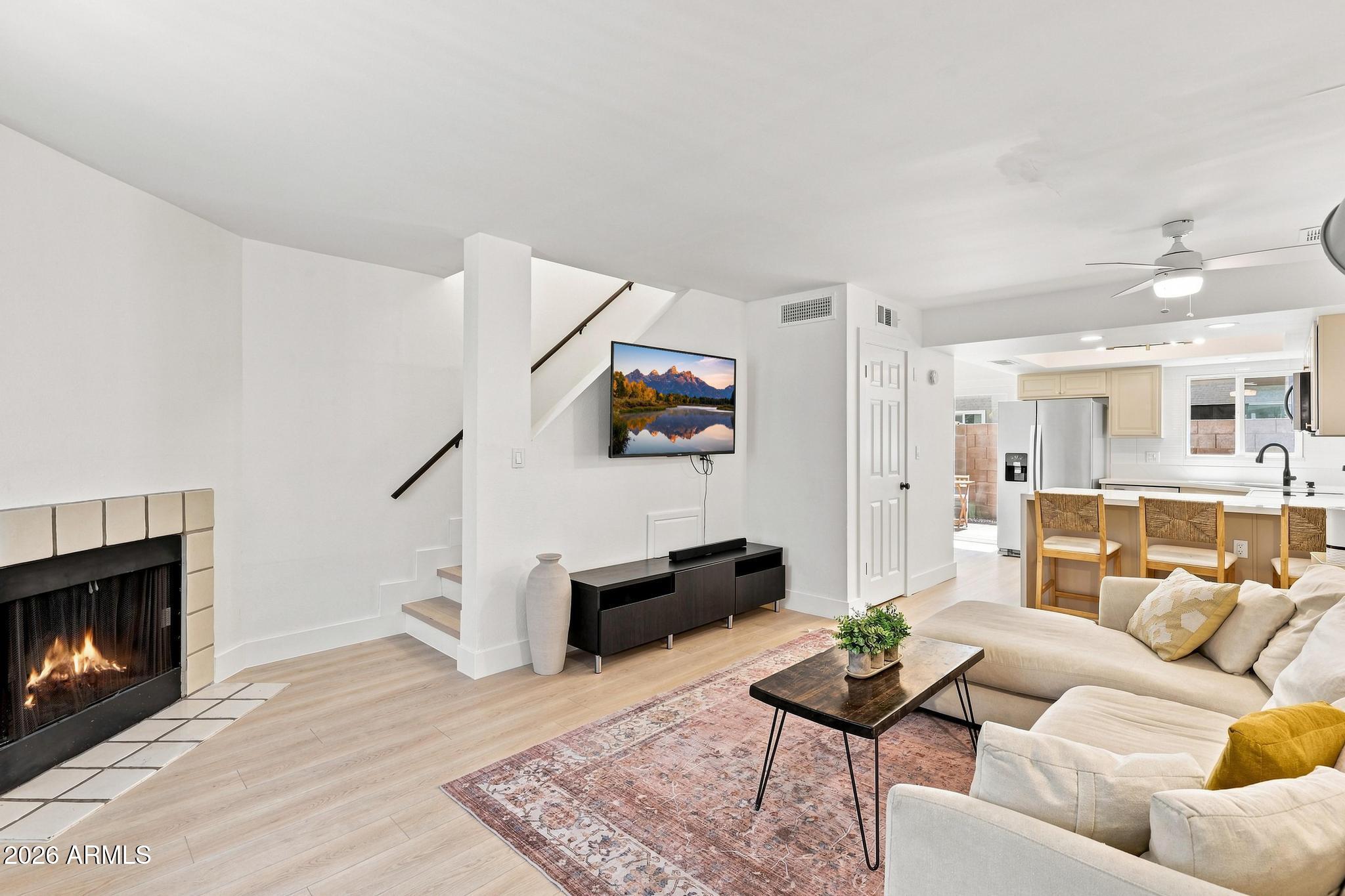 1055 W 5TH Street 10, Tempe, AZ 85281
