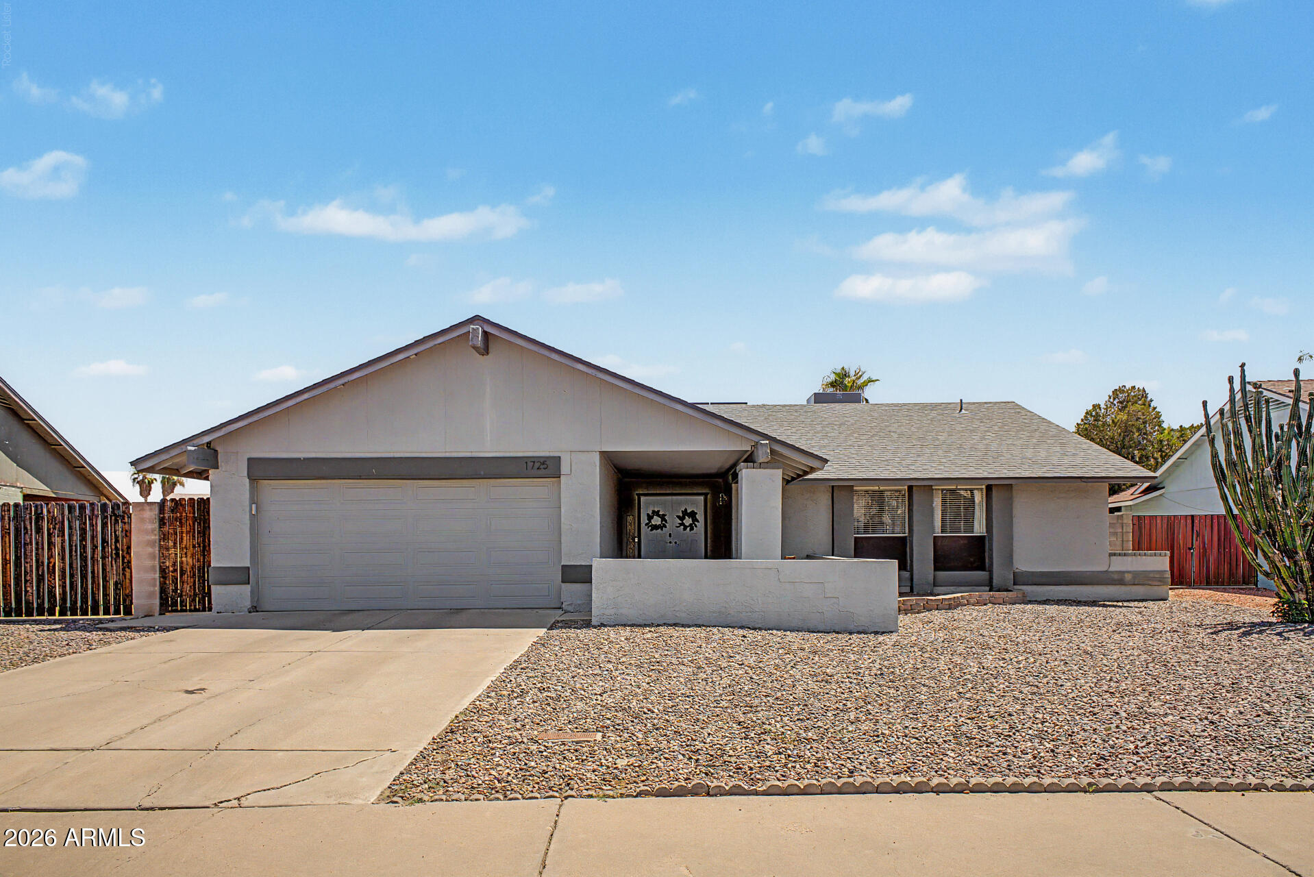 1725 W ANGEL FIRE Terrace, Phoenix, AZ 85027