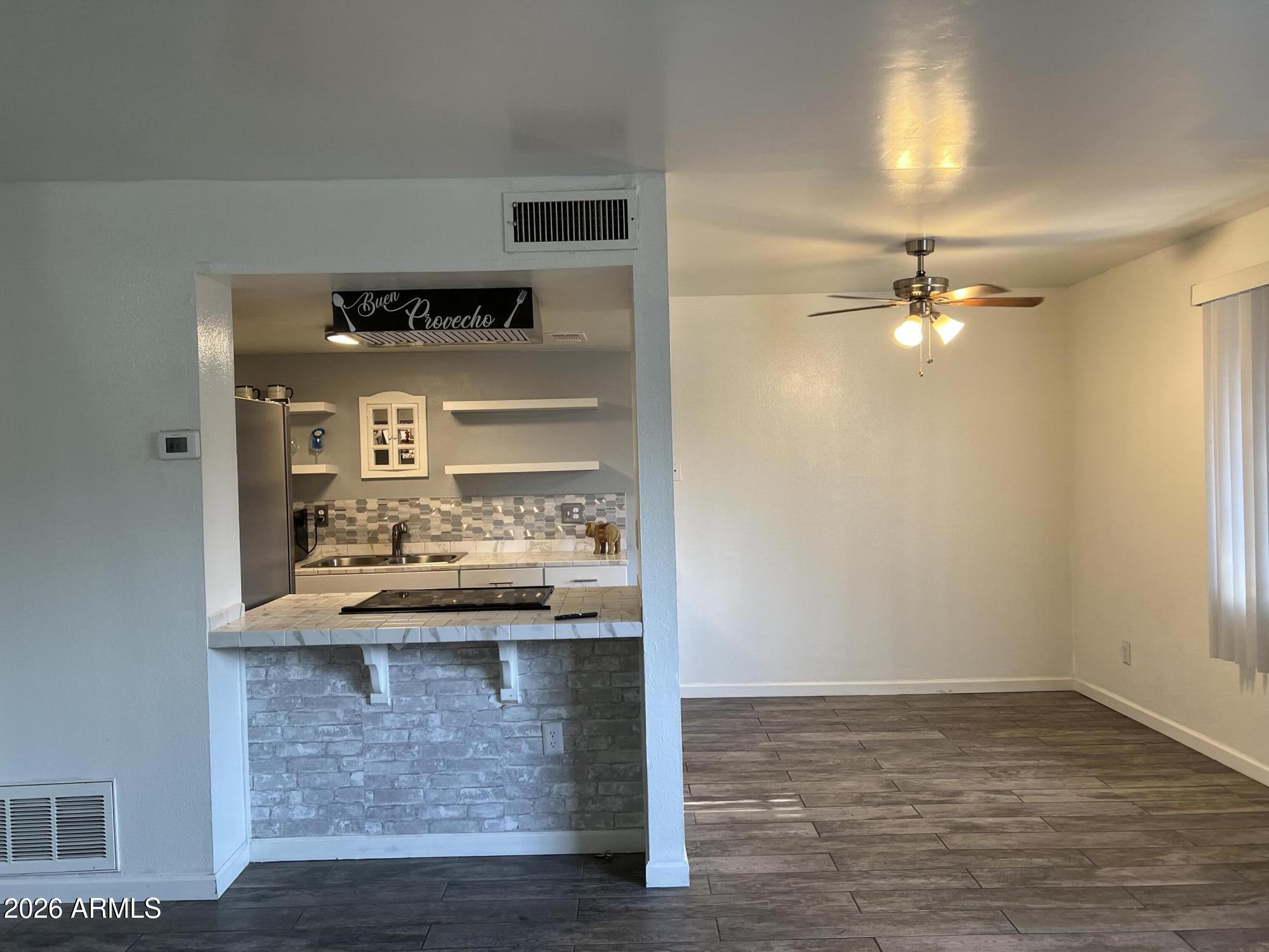 4241 N 68TH Drive, Phoenix, AZ 85033
