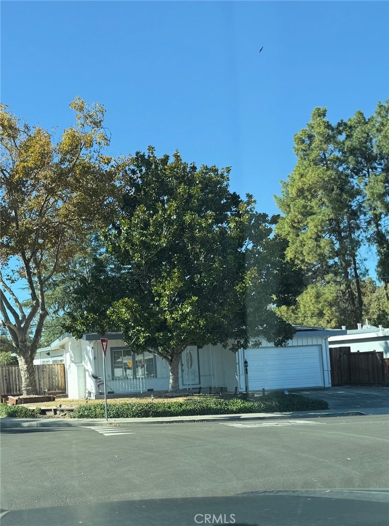 702 Flannery