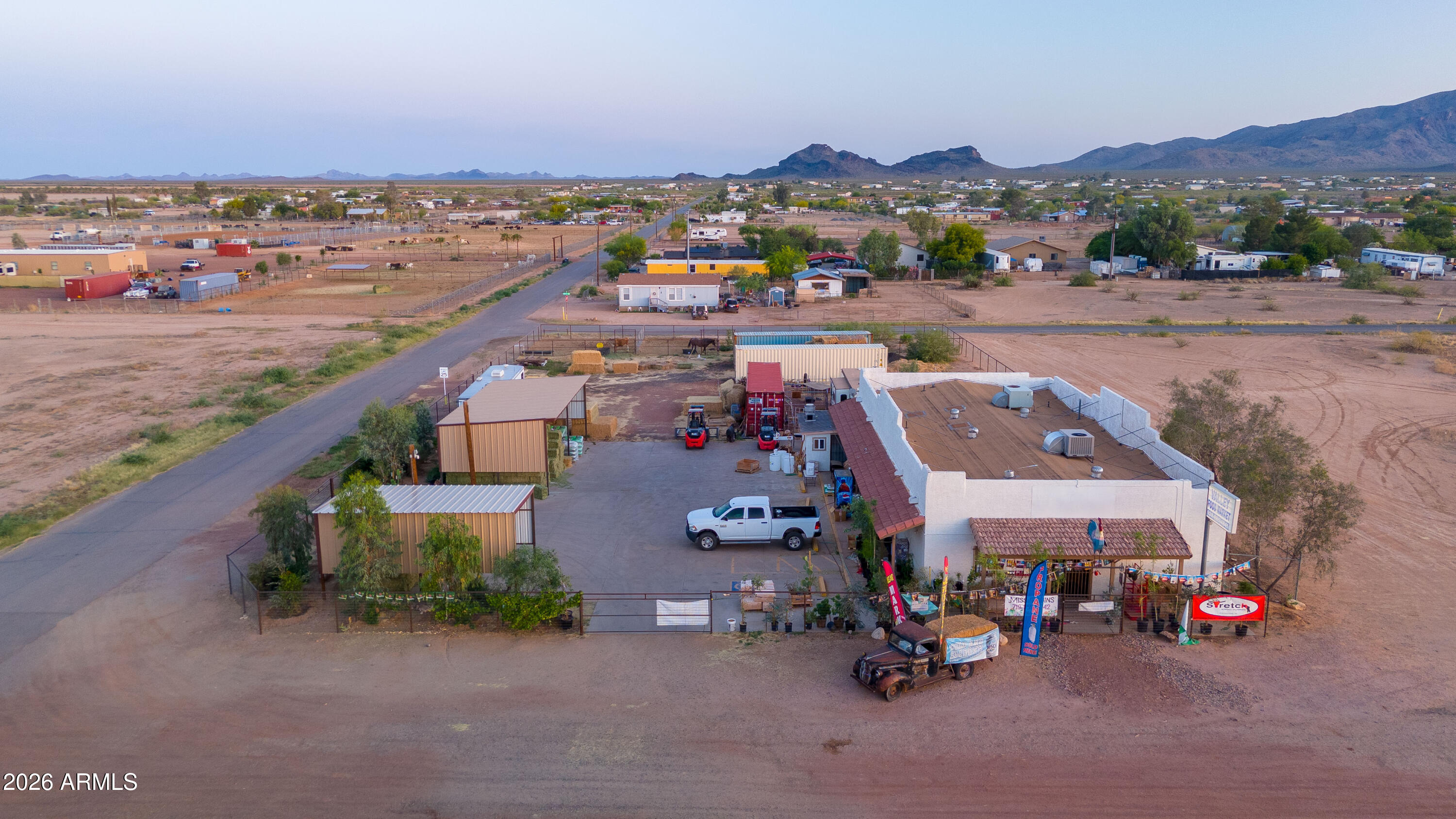 50903 W US HIGHWAY 60, Aguila, AZ 85320