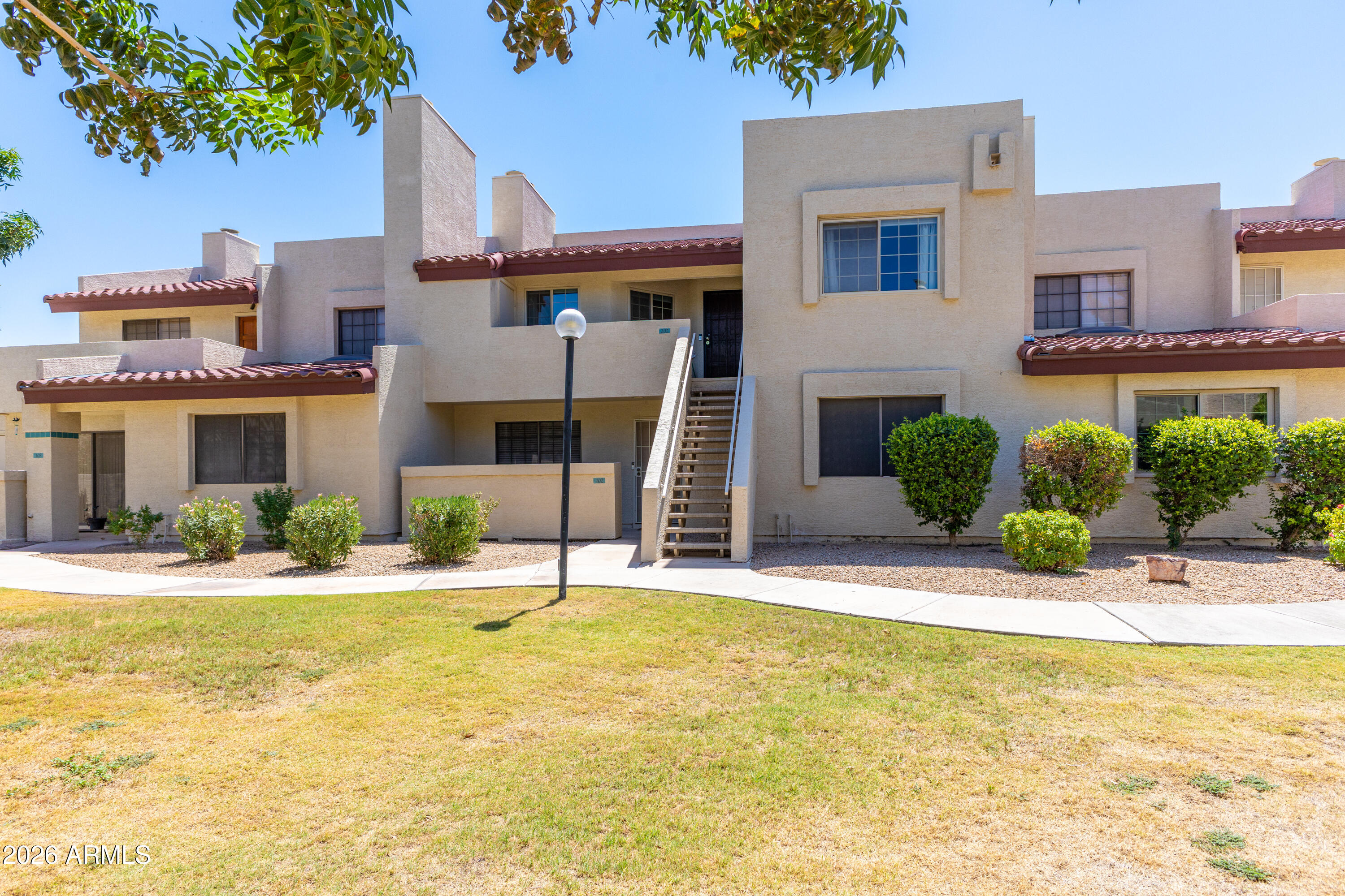 2020 W UNION HILLS Drive 202, Phoenix, AZ 85027
