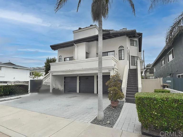 215 Elm ave