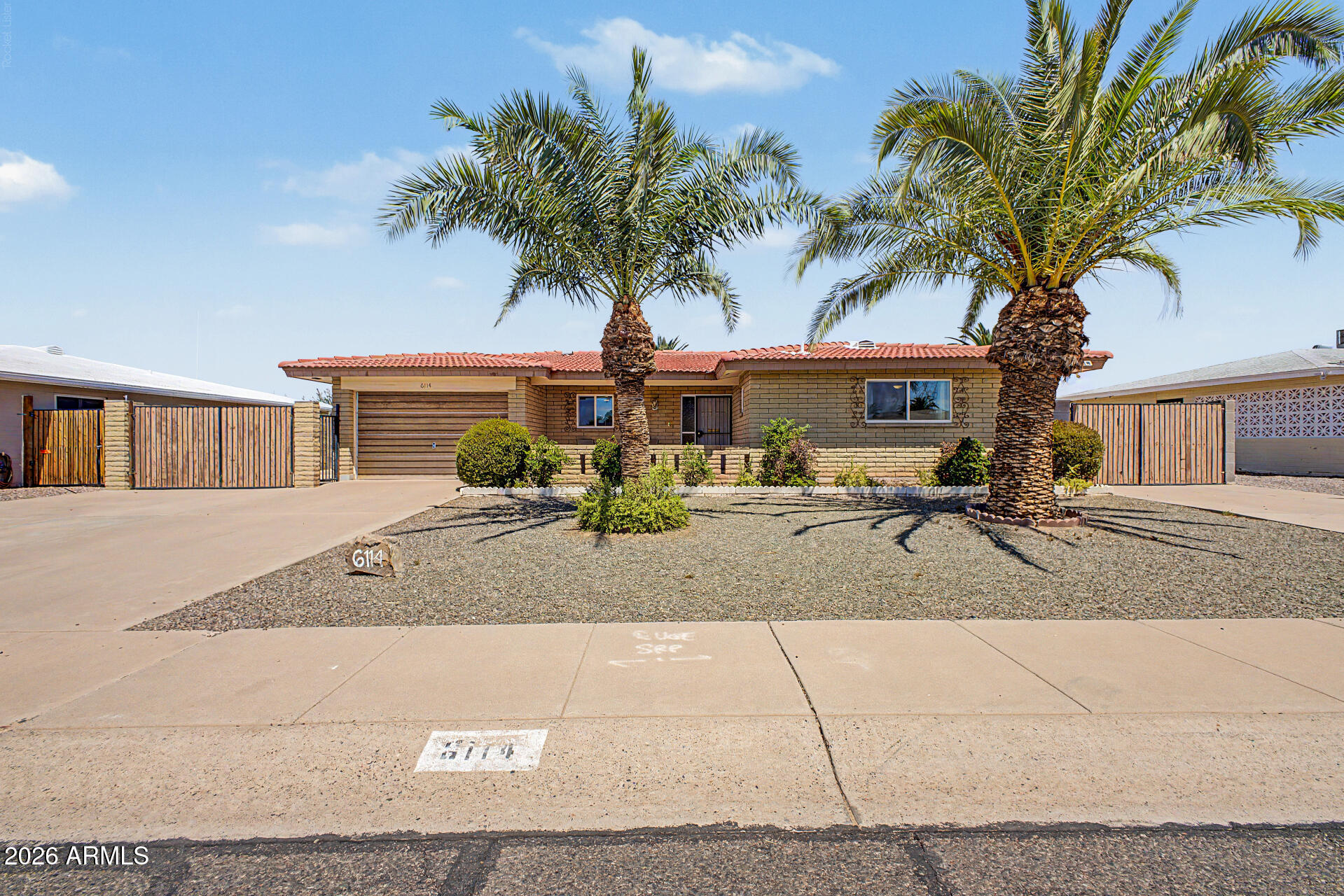 6114 E DES MOINES Street, Mesa, AZ 85205