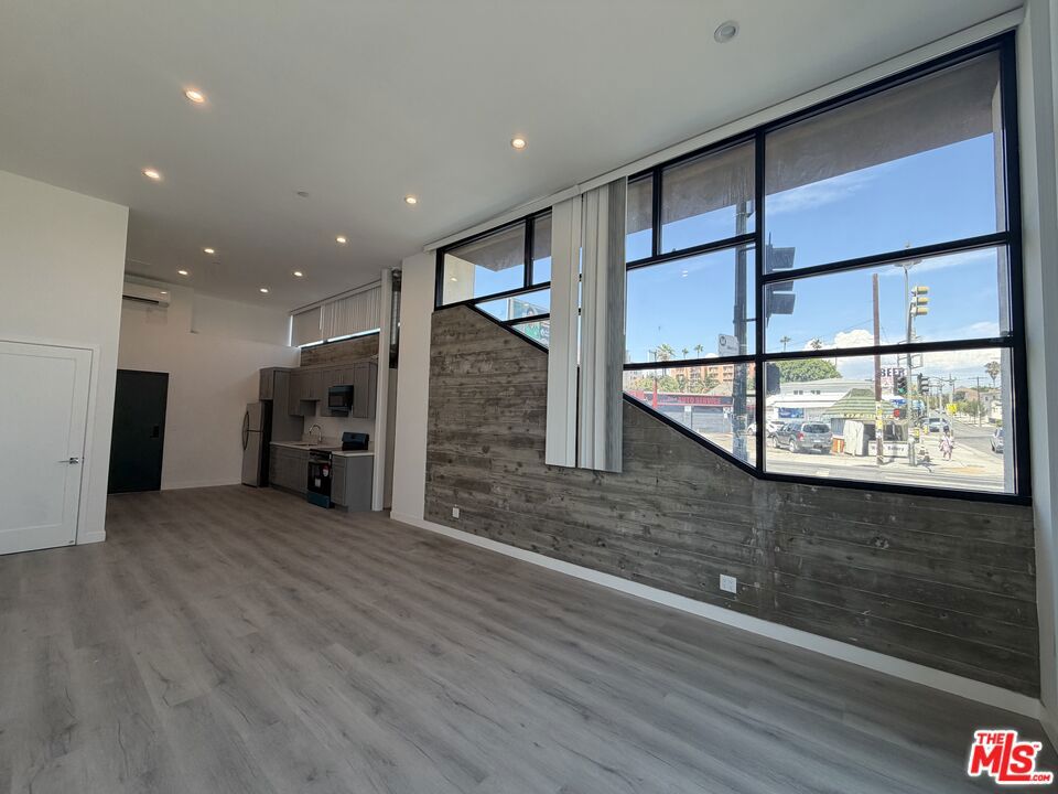 1870 E 1st Street 101