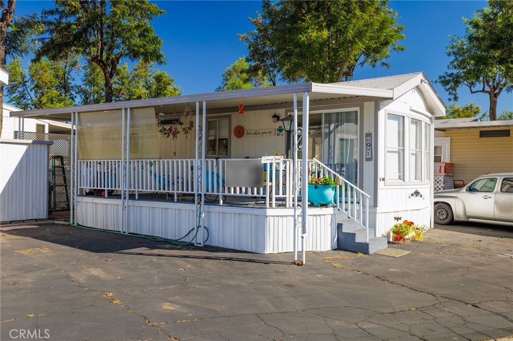 2750 W Acacia L14