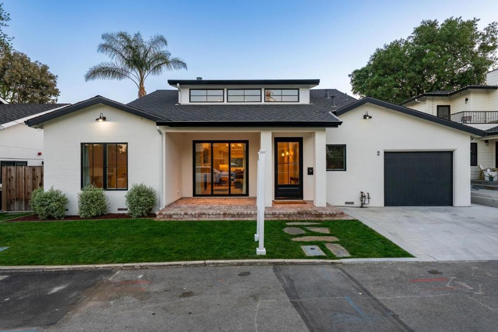 2 Augusta Court