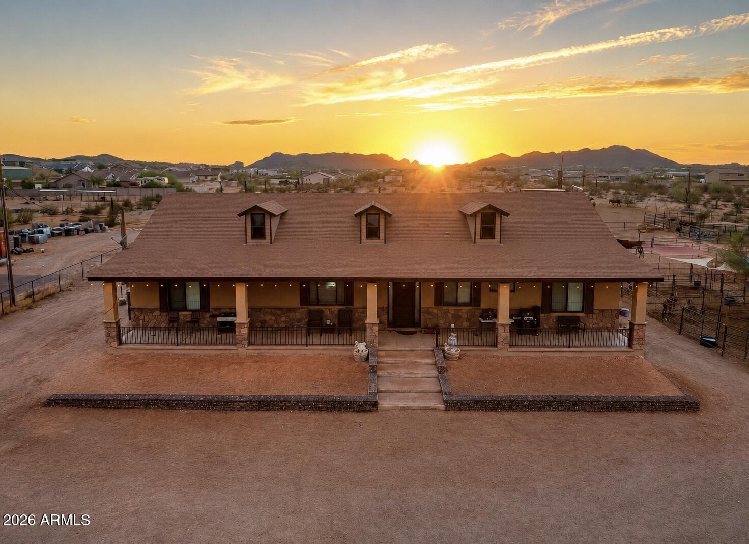 28524 N BRYCE Trail, San Tan Valley, AZ 85144