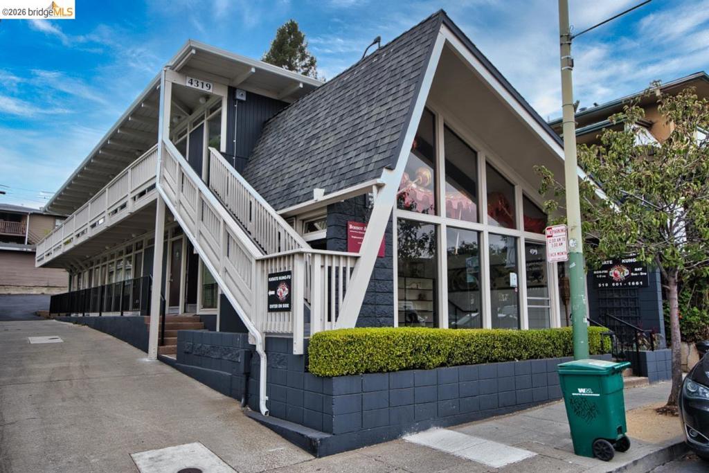4319 Piedmont Ave