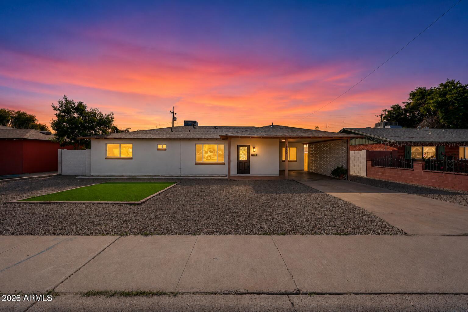 3337 W OCOTILLO Road, Phoenix, AZ 85017
