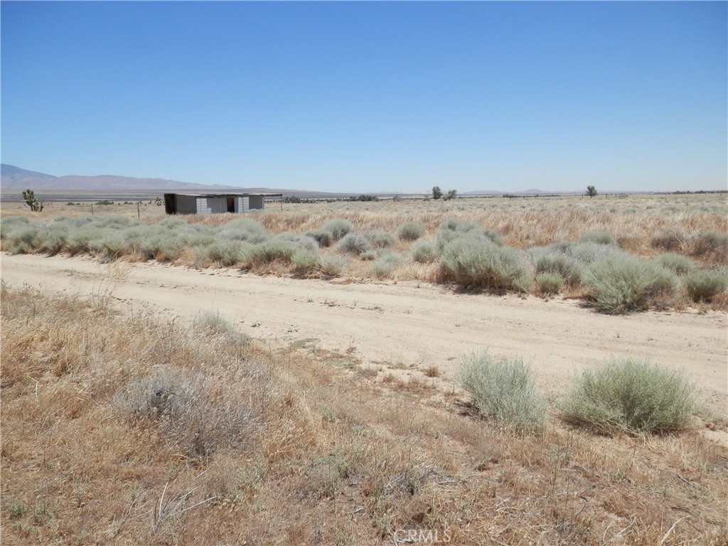 0 B12 Avenue