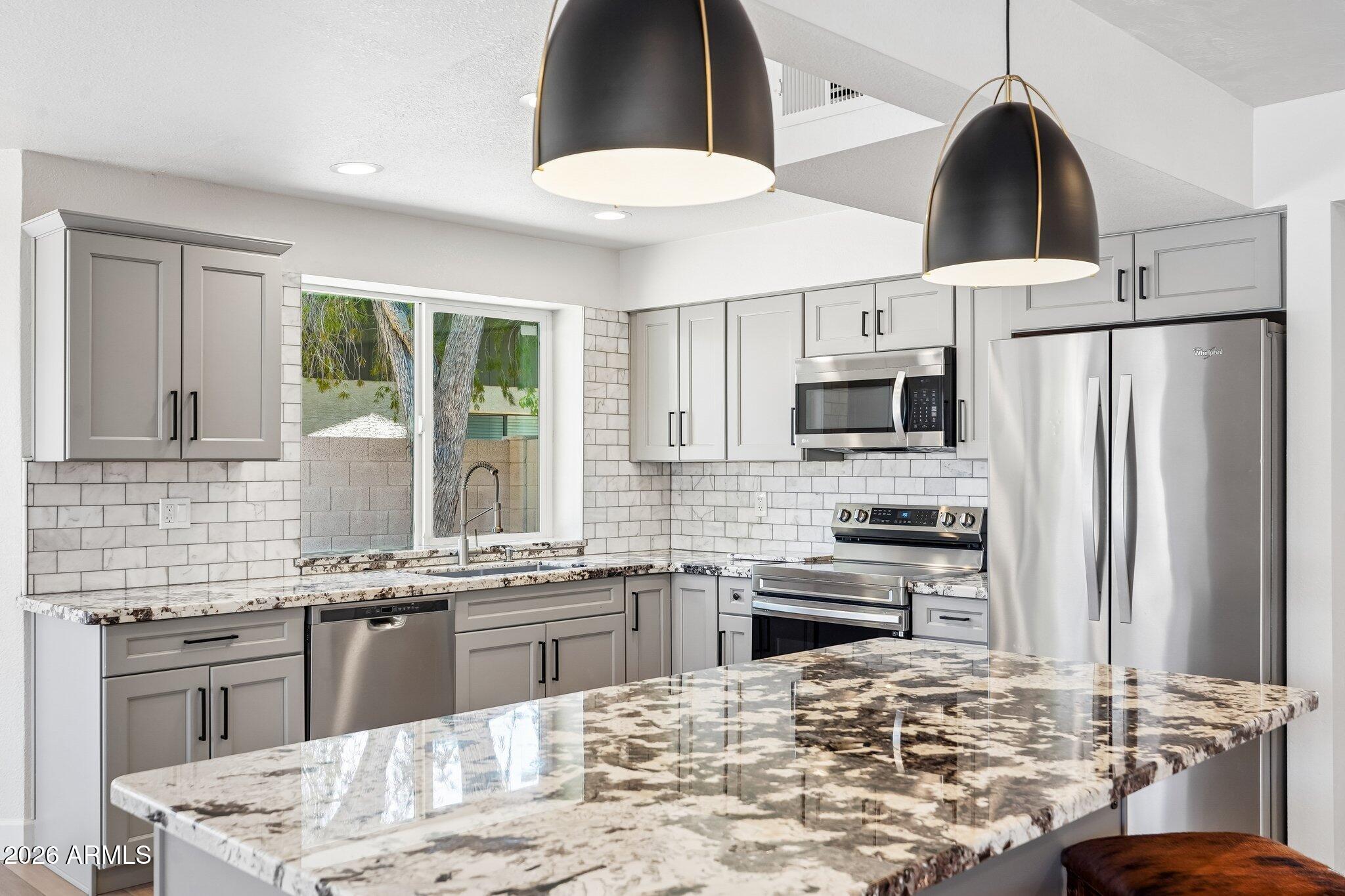 6716 E BEVERLY Lane, Scottsdale, AZ 85254