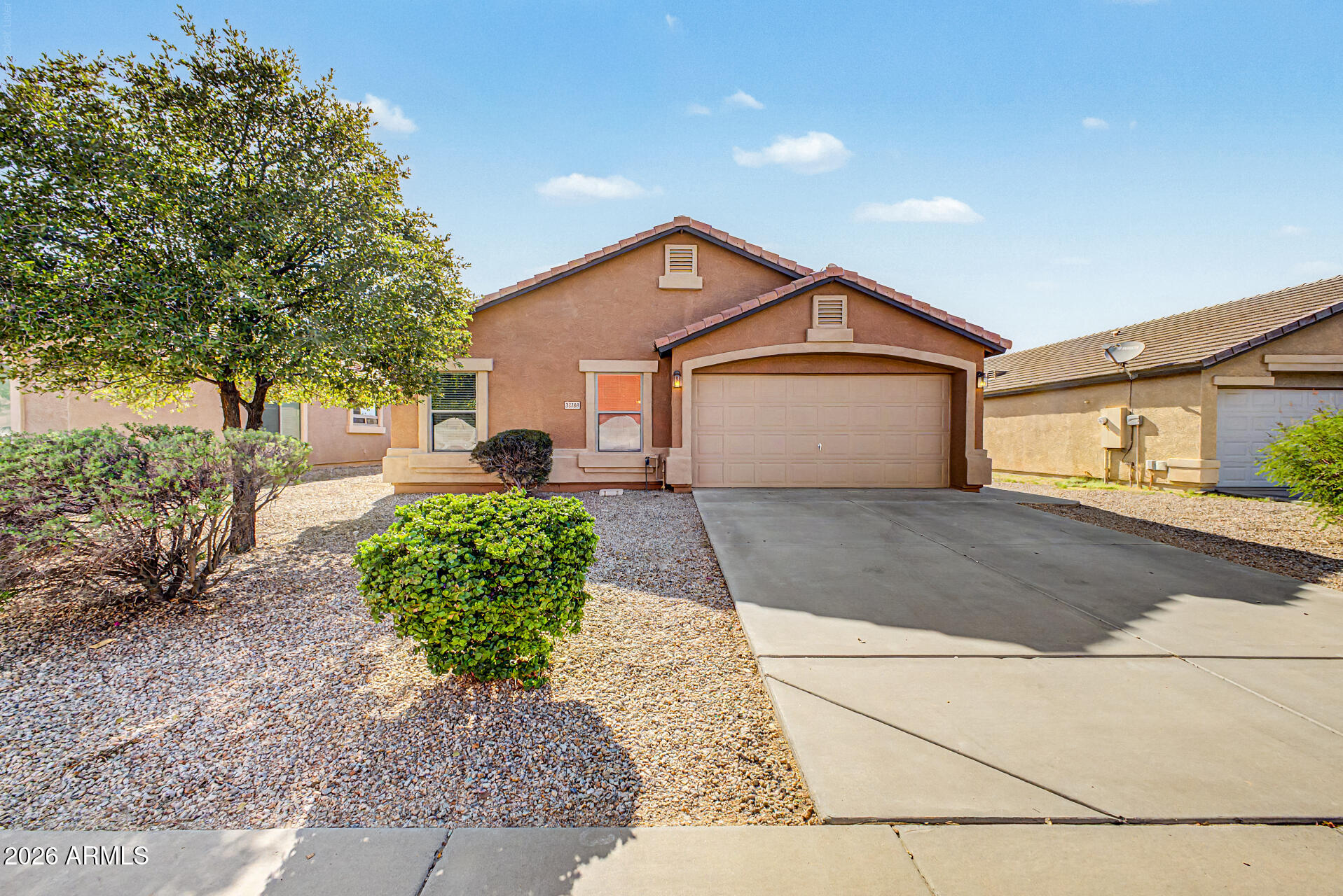 33288 N SANDSTONE Drive, San Tan Valley, AZ 85143