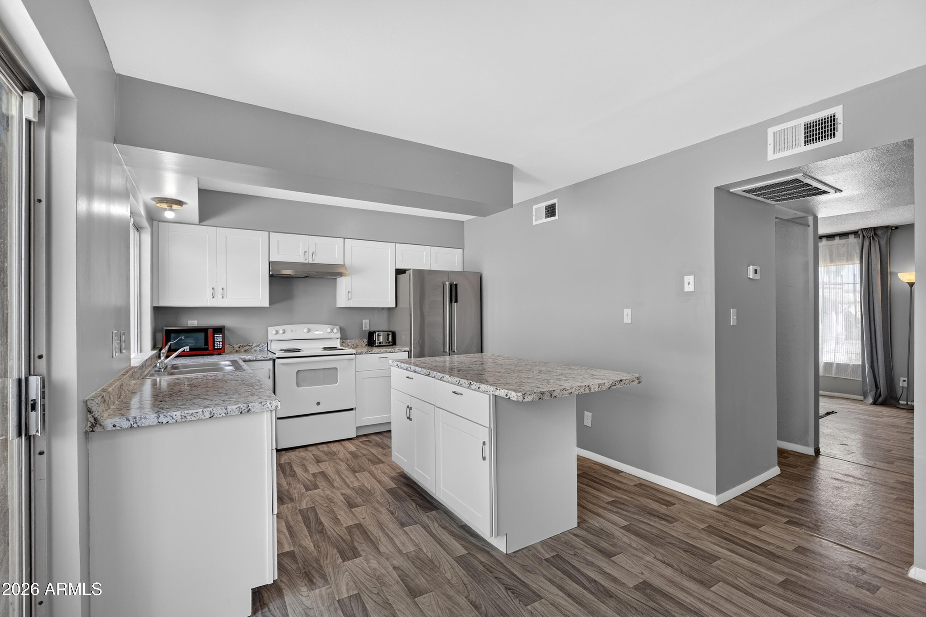 4625 W Thomas Road 34, Phoenix, AZ 85031