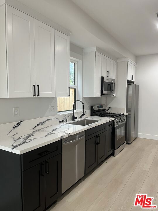 212 E 29th Street 216