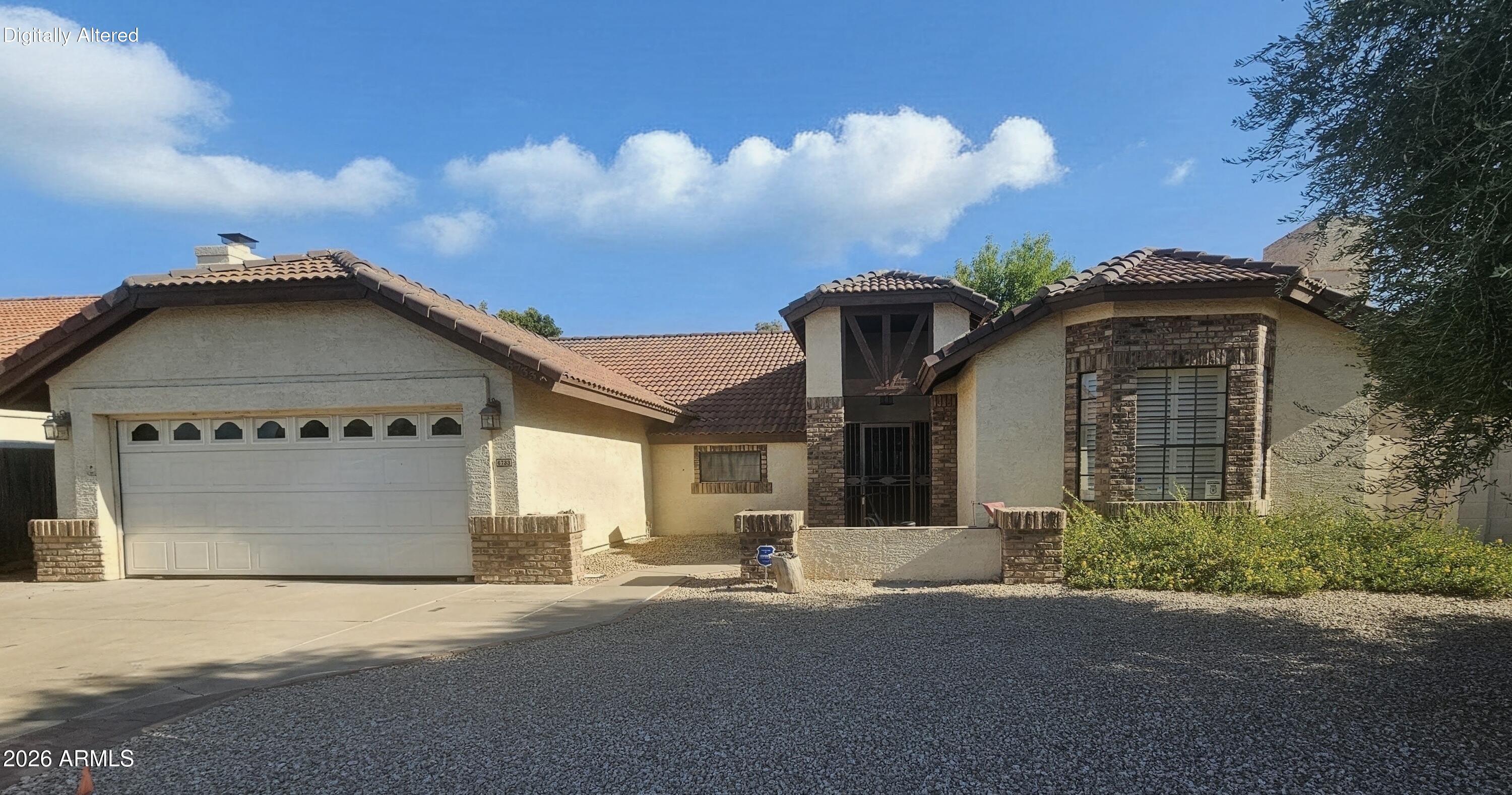 6733 W KRISTAL Way, Glendale, AZ 85308