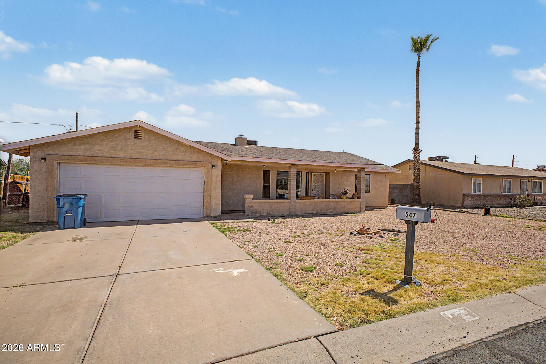 547 E QUAIL Avenue, Apache Junction, AZ 85119